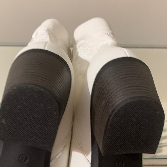 Dream Pairs White Ankle Boots - Picture 13 of 16